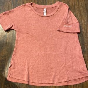 Hardly worn comfy fit tee shirt